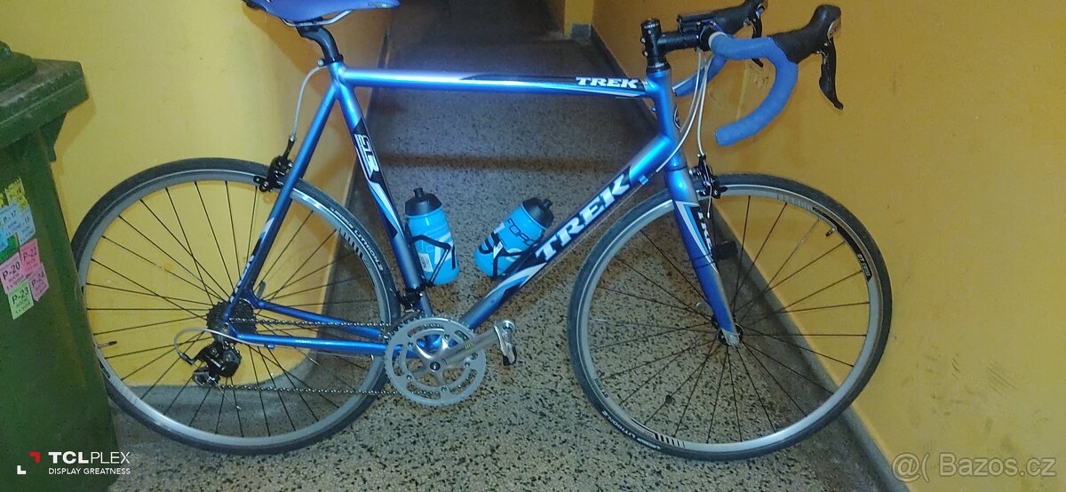 Prodám sil.kolo TREK ALU rám vidlice carbon