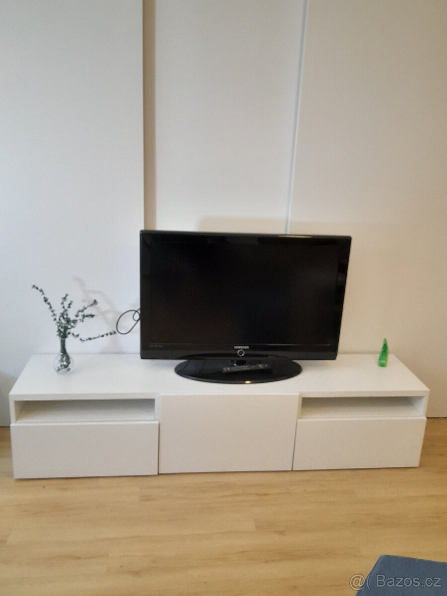 Stěhuji se/prodávám - TV komoda