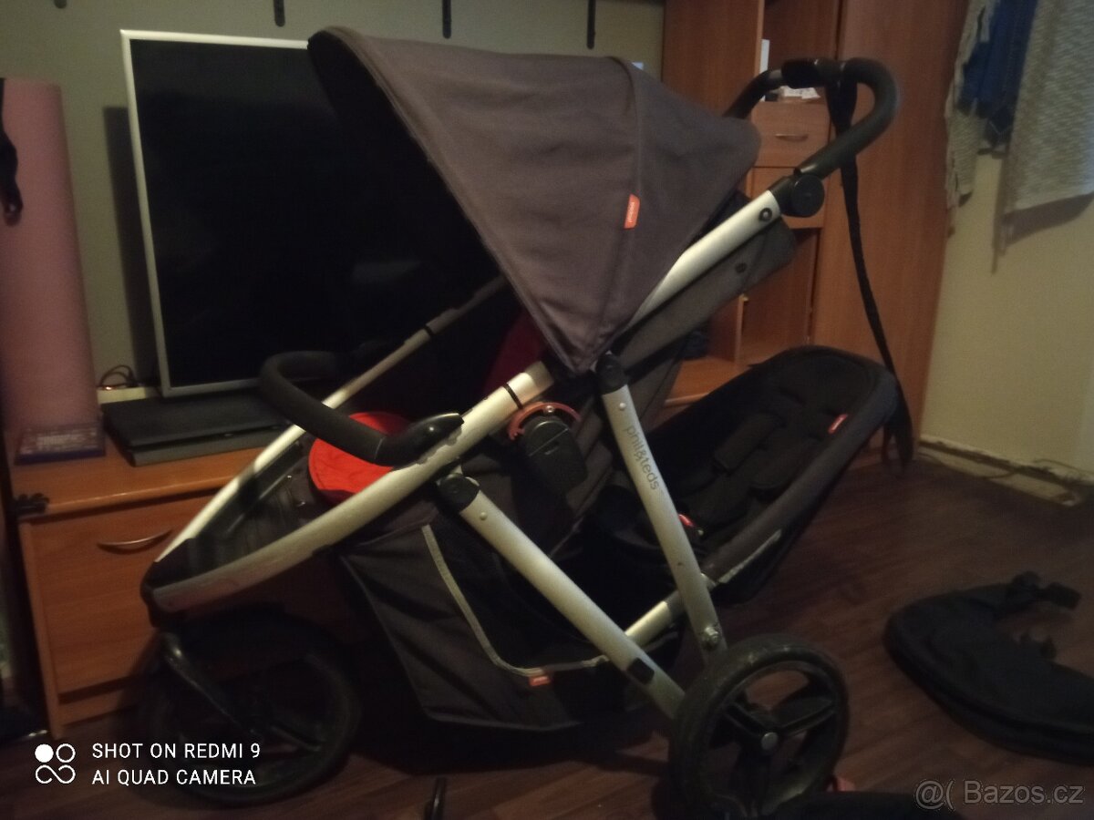 Kočárek Phil a teds