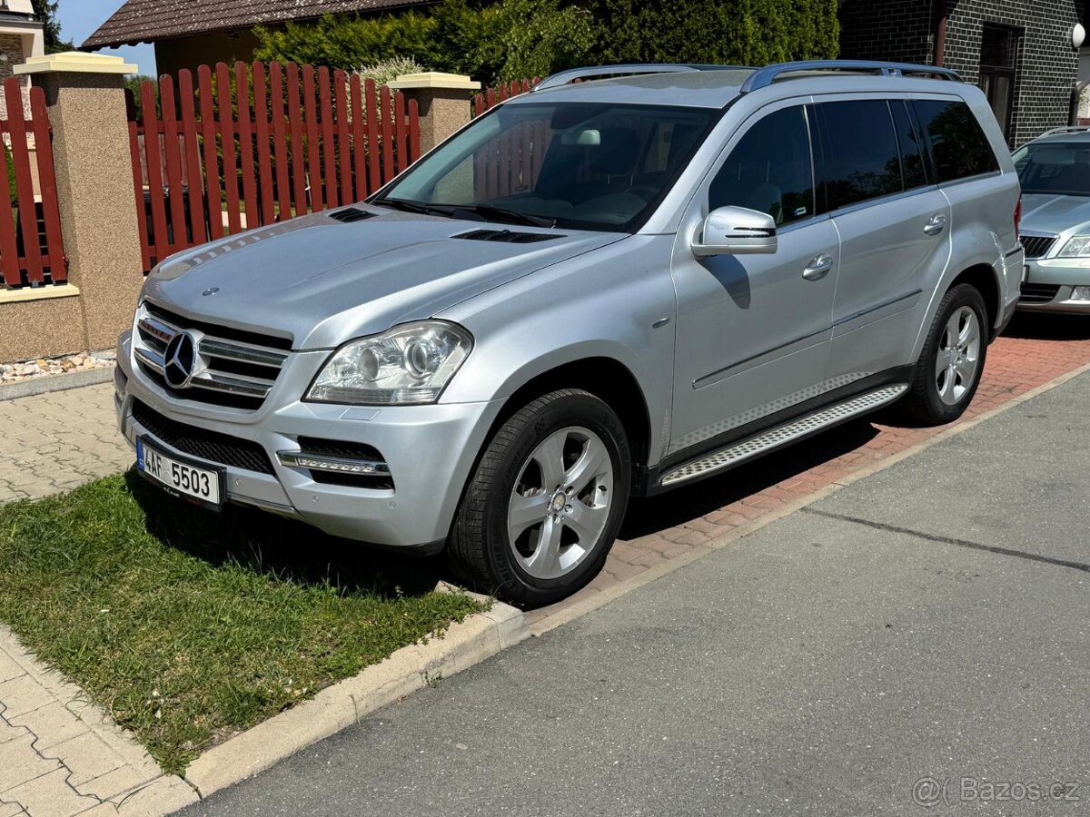 Mercedes-Benz GL 350 CDI 7 míst tažné zařízení na 3500kg