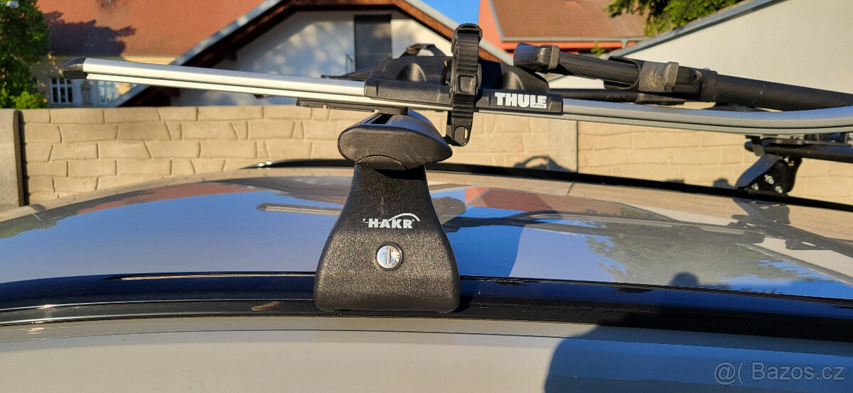 ŠKODA OCTAVIA IV - střešní nosiče HAKR Wing Profile Black