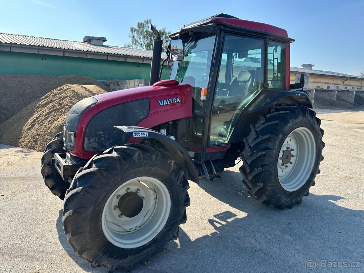Valtra A92