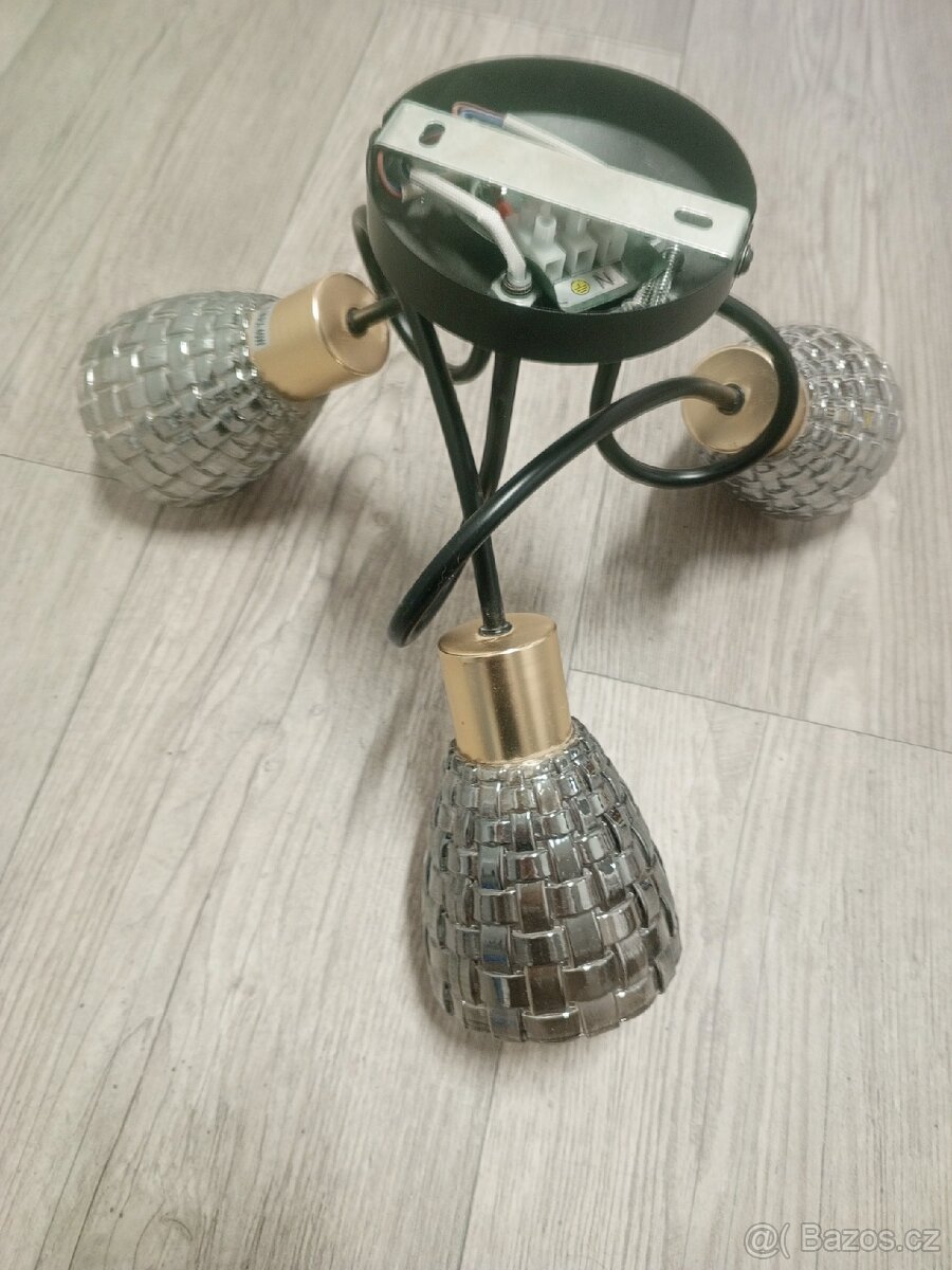 Stropní svítidlo