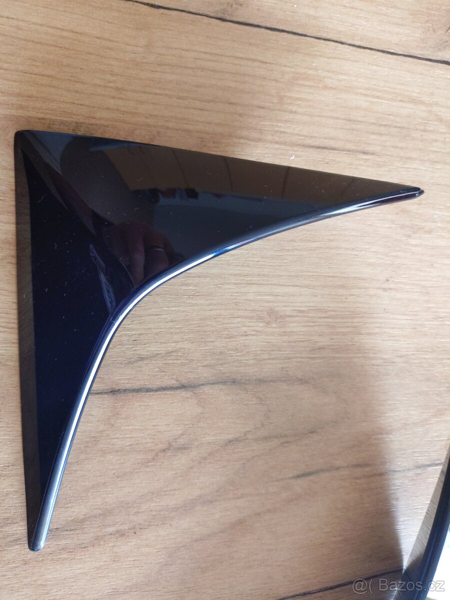ŠKODA SUPERB III SPOILER KLAPKY 3V9827932