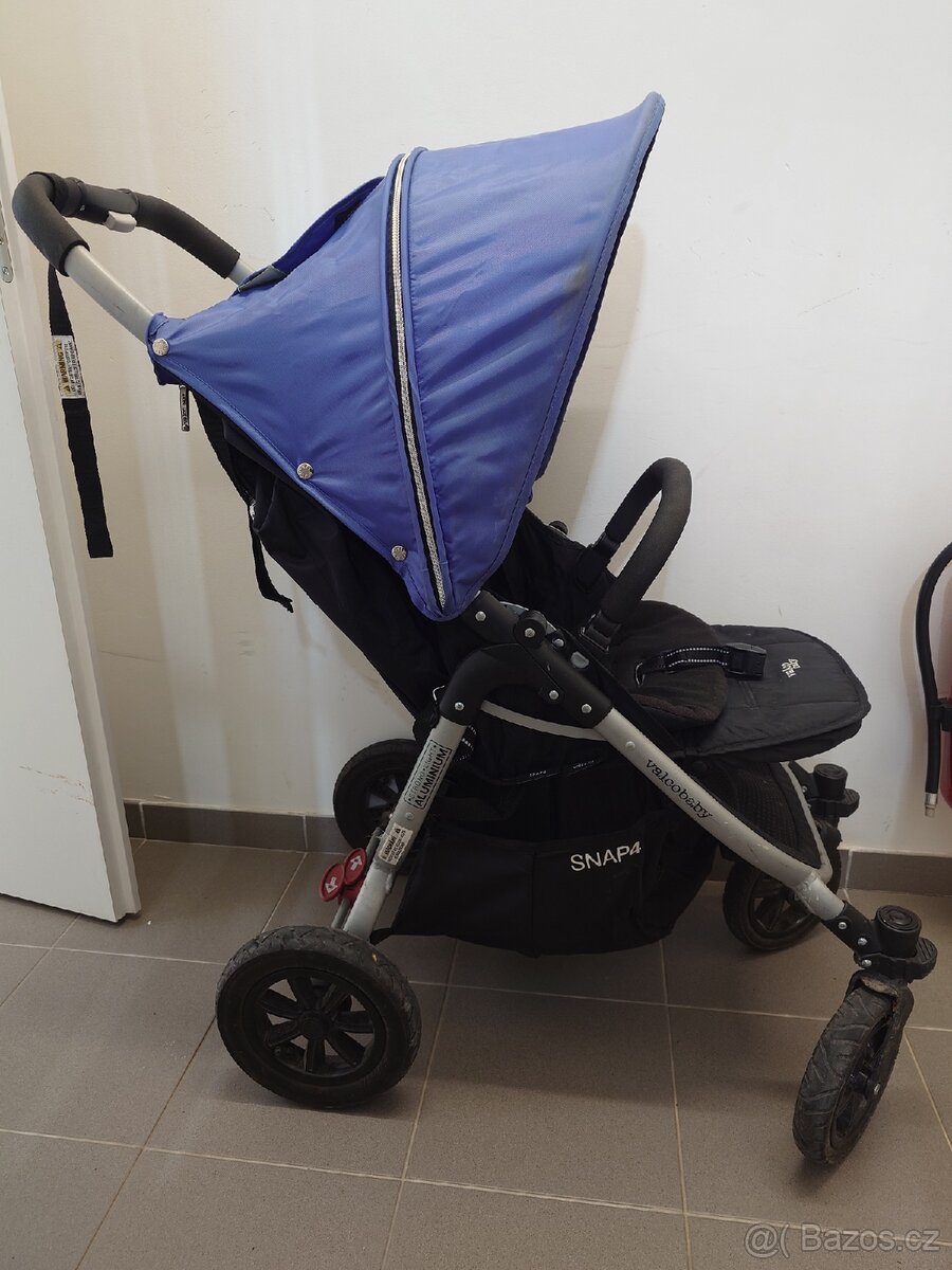Valco baby snap 4, pneu kolečka.