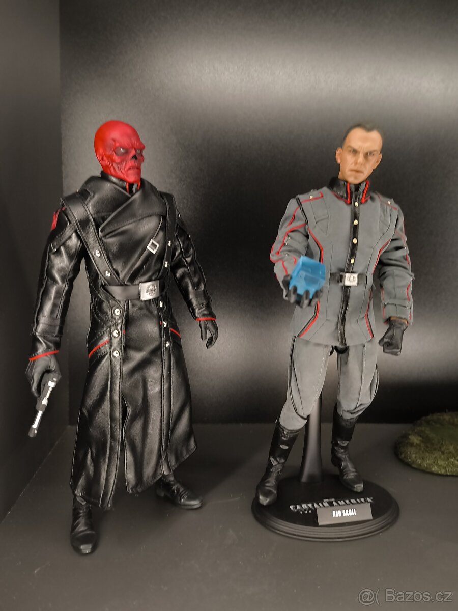 Hot toys