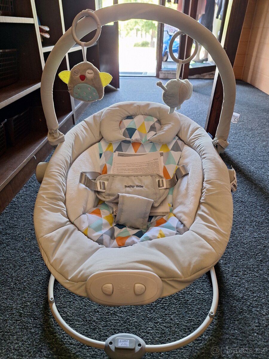 Lehátko hrací, vibrační zn.Baby Mix