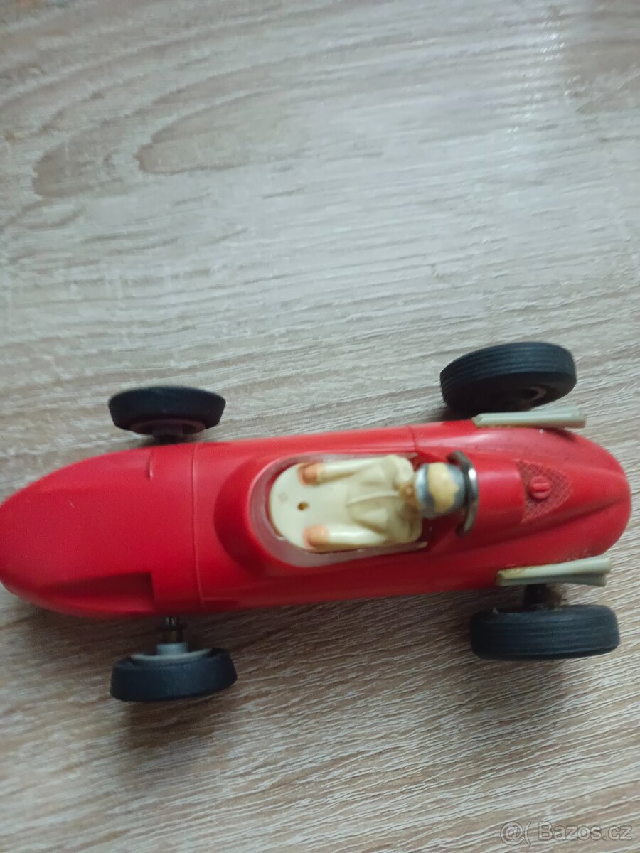 Prodám autíčko autodráhy ites doutnik