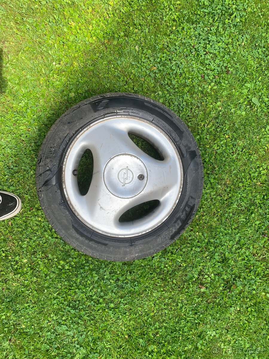 Alu kola 165/70 R14