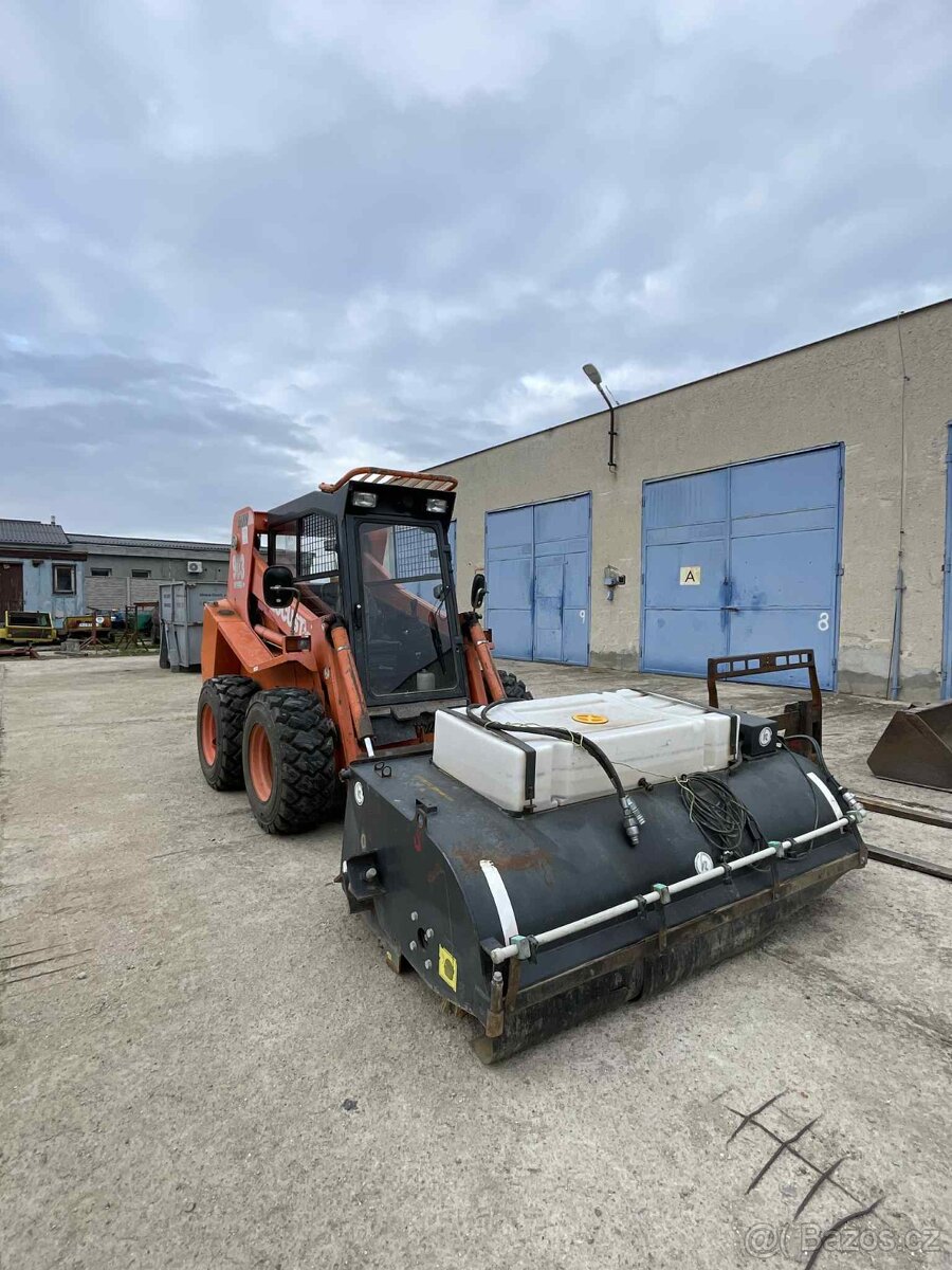 UNC Locust 903 Speed+