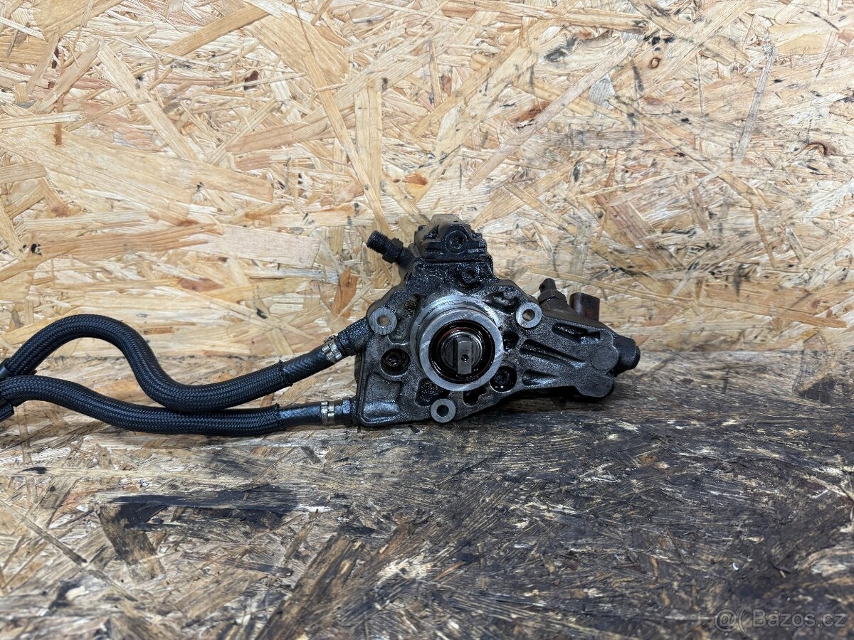 NADFTOVÉ ČERPADLO 2.2 CDI W211 A6460700201