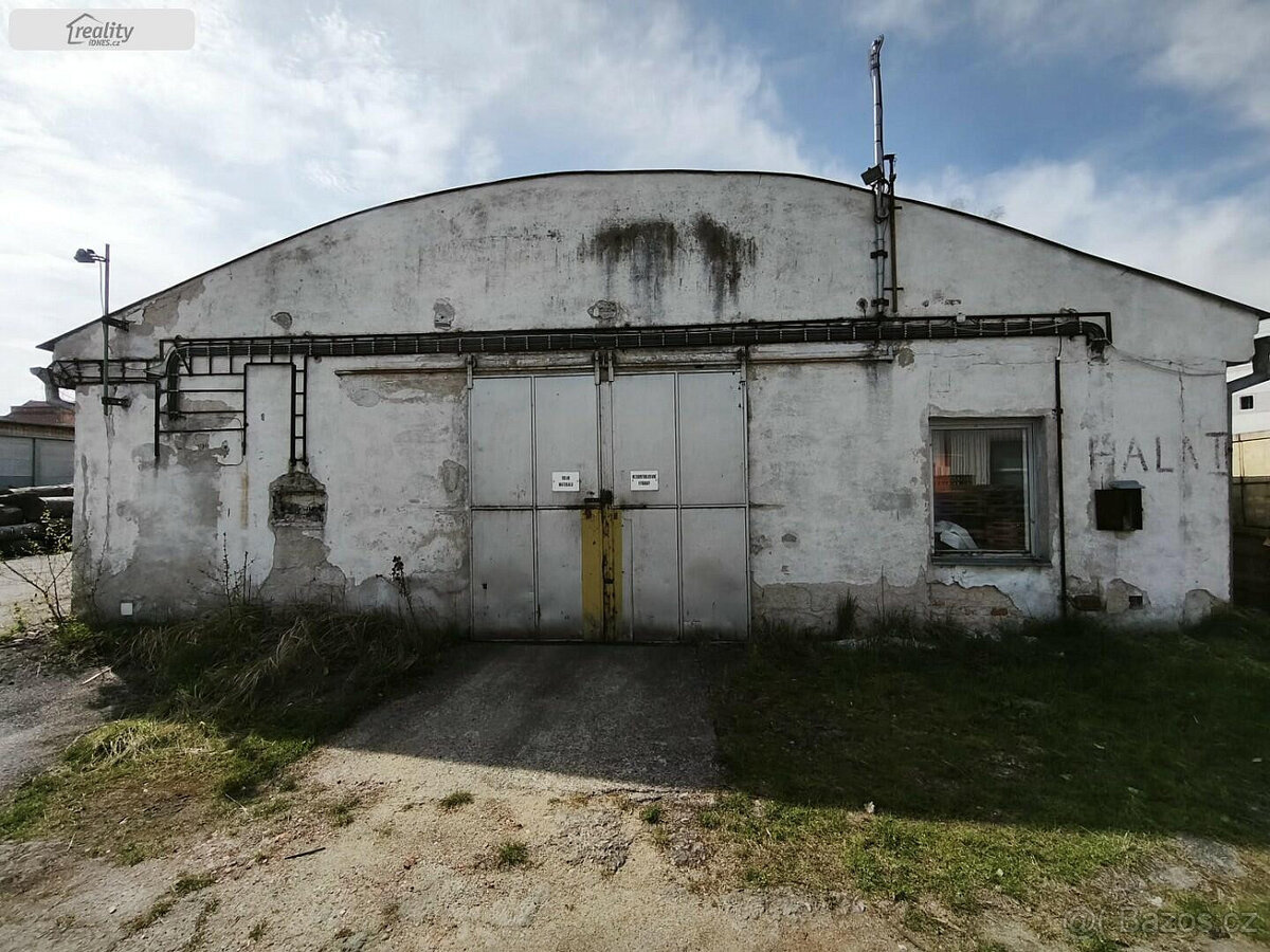 Pronájem, komerční, 233 m, Nádražní, Židlochovice, Česko