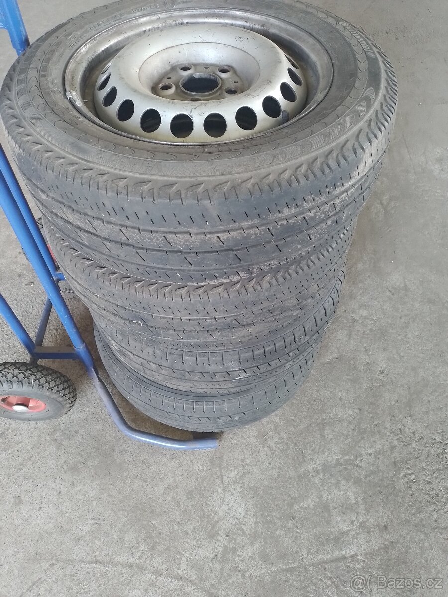 Sada kol 205/65r16c 5x120 vw T5-T6