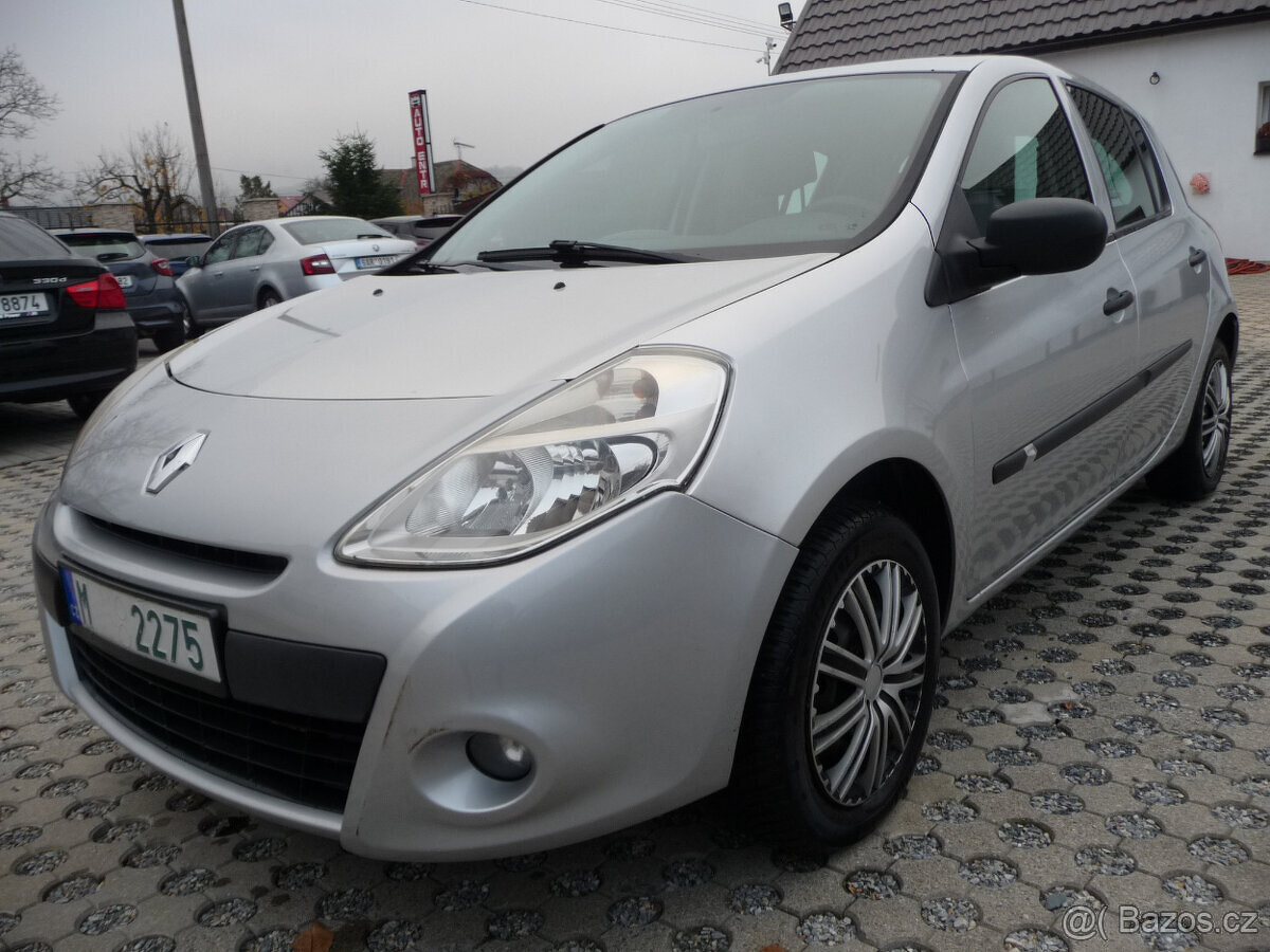 Renault Clio 1.5Dci comfort po 1.majiteli a po STK a Servise