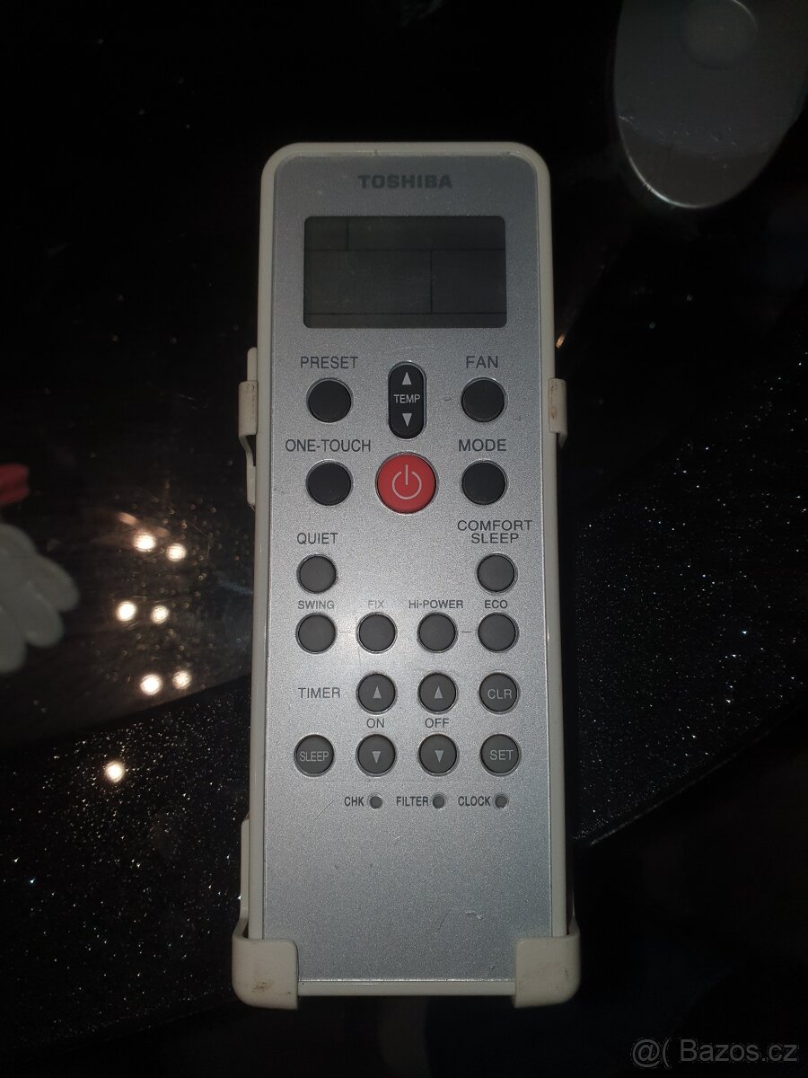 Dálkový ovladač klimatizace Toshiba,Carrier