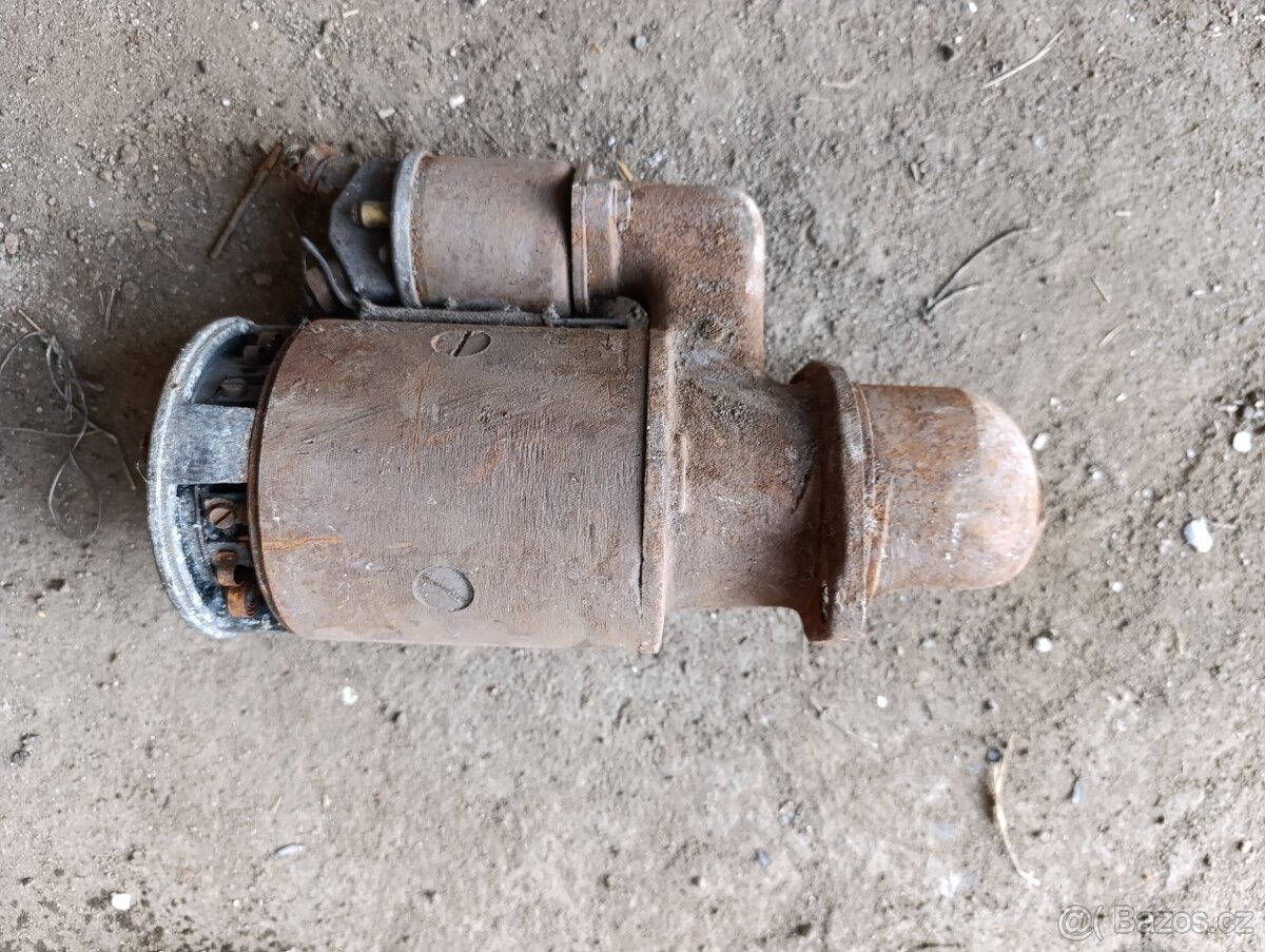 Tatra 603 startér 1x Tatra 1 x žuk