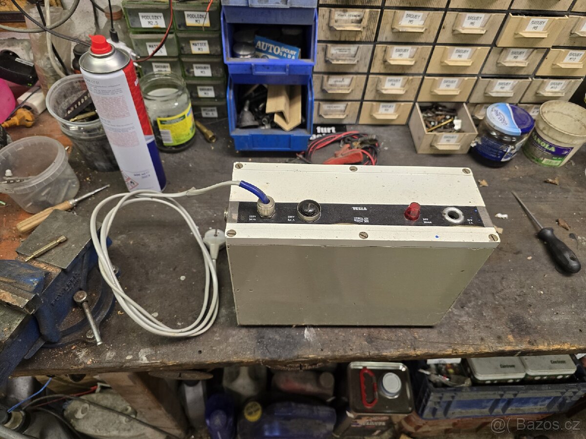 Tesla zdroj 12V