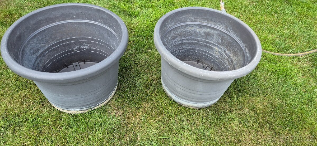 Kvetinače 50 cm 2ks