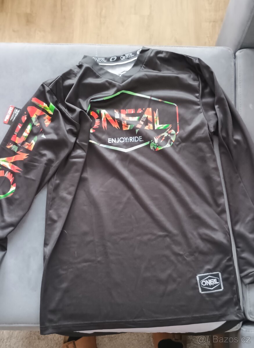Dres Oneal -nový