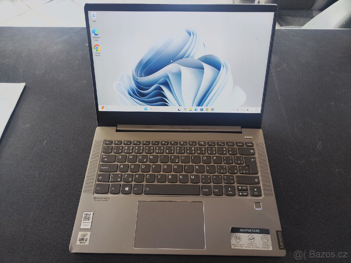 Business notebook Lenovo IdeaPad S540 celokovový