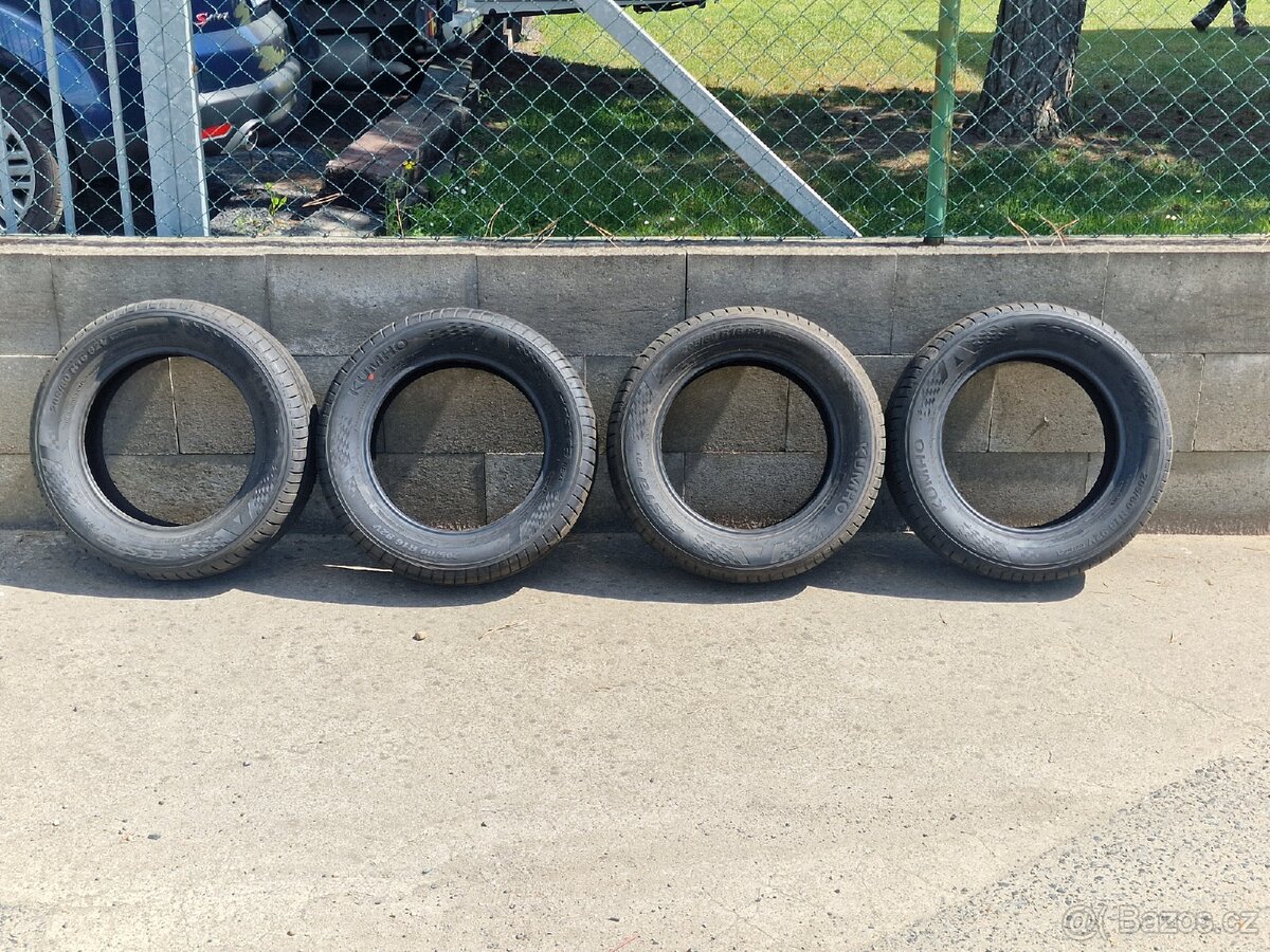 205/55/16 Letní pneumatiky Kumho Ecosta PS71