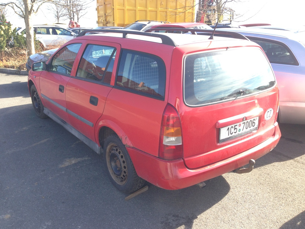Opel Astra G Combi 2,0DTi 2001 - díly