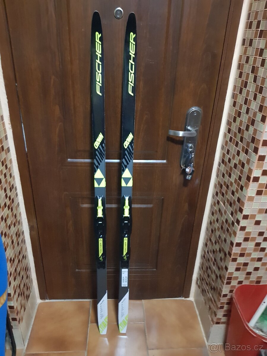 Prodám úplně nové běžky FISCHER CROWN 147cm dlouhé.