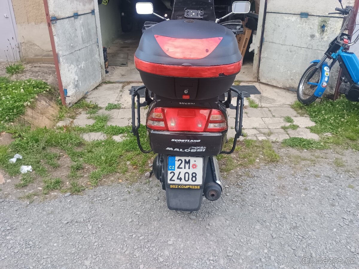 Suzuki Burgman AN 250