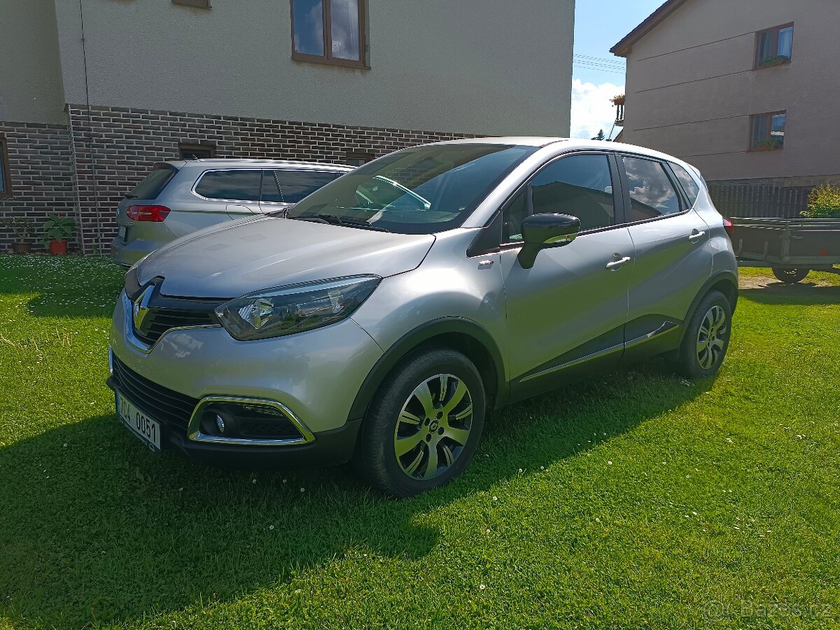 RENAULT CAPTUR, LIMITED