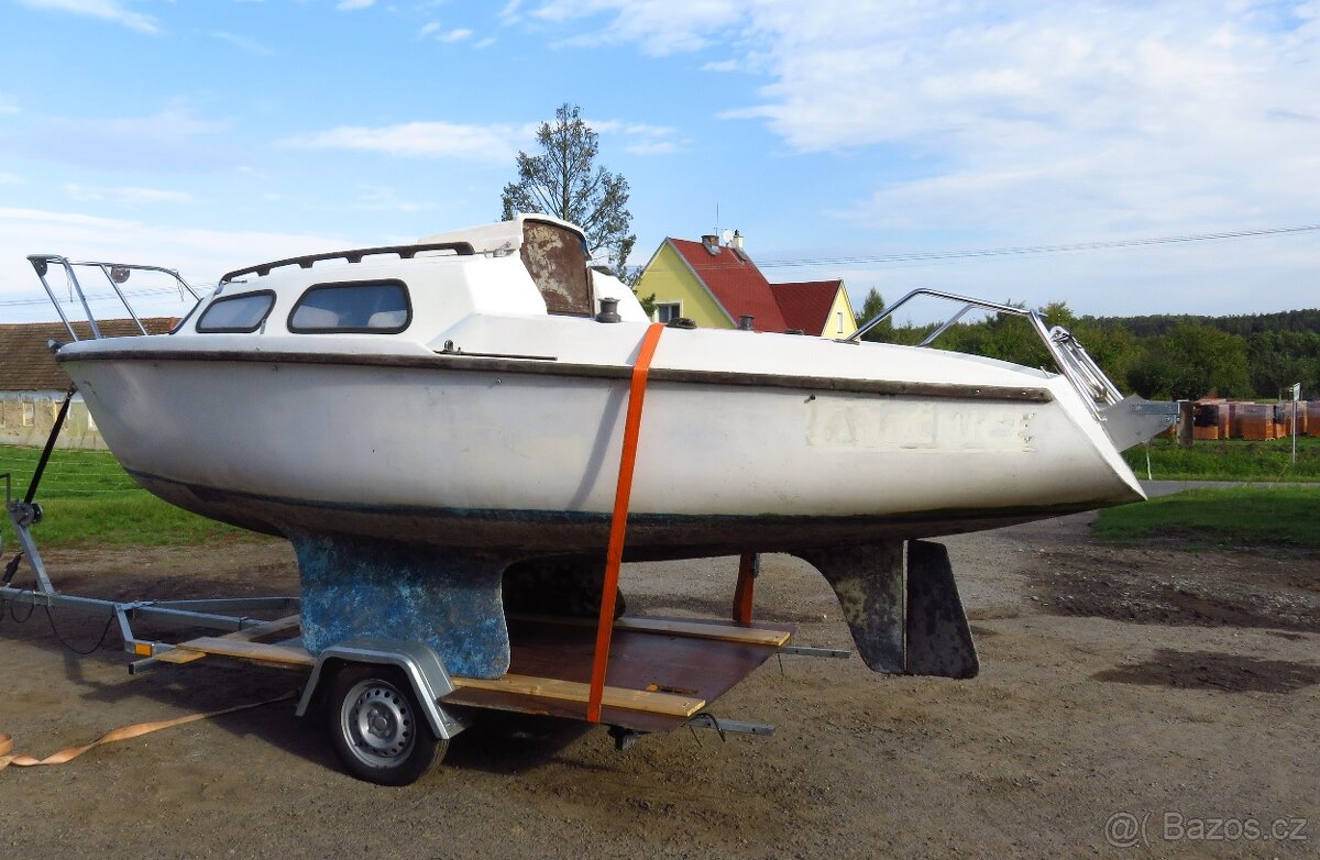 Loď kajutová, Sun Star 18