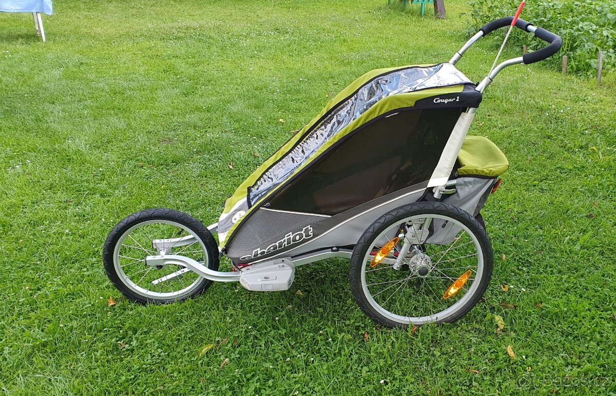 Poptávám malá kolečka k vozíku Thule Chariot Cougar 1
