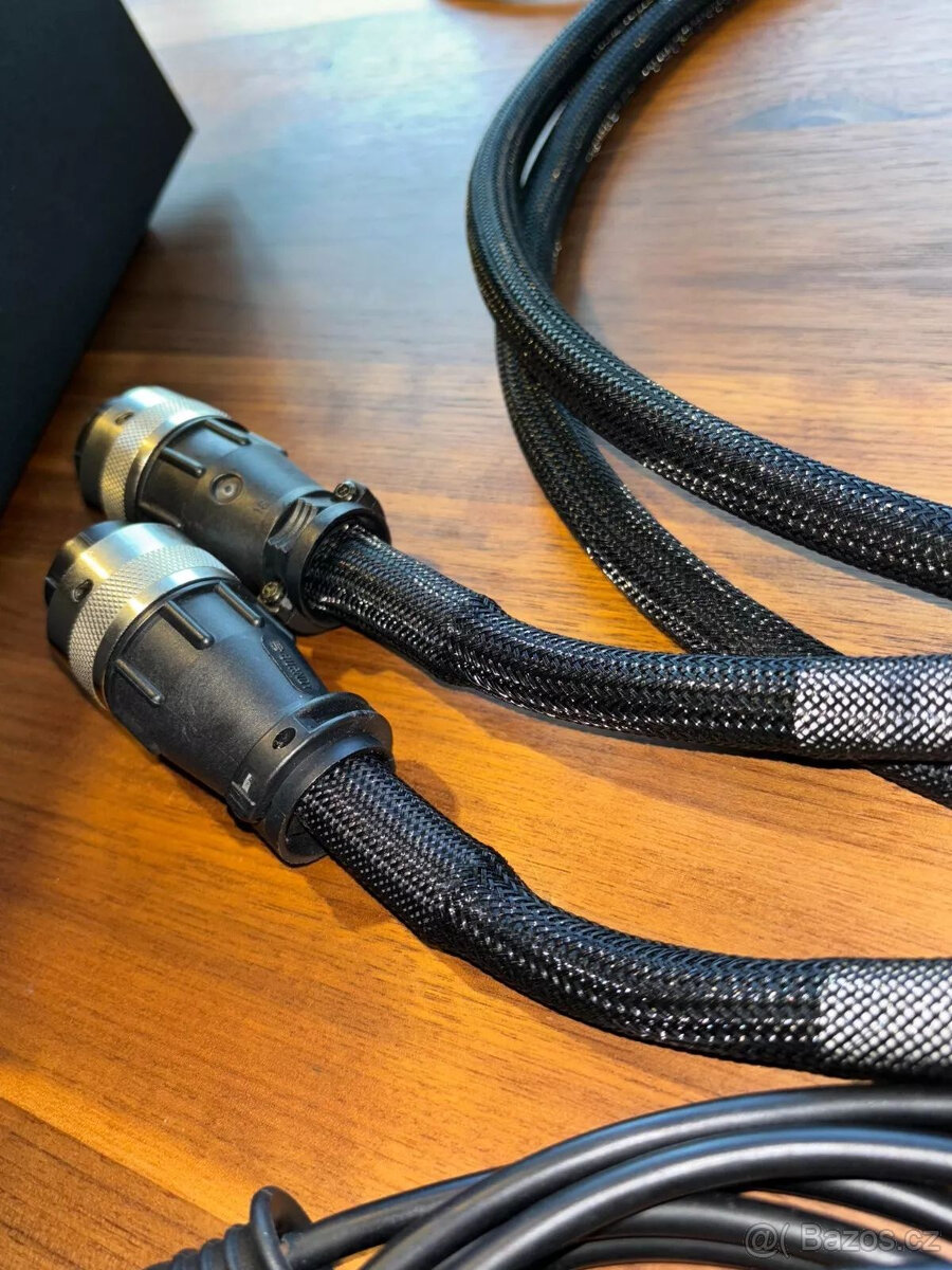 Špičkový zesilovač Naim Audio NAP 300 NAP 300 PS včetně všec