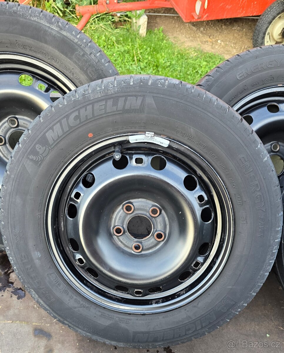 Michelin Energy saver 195/65/15 včetně disků