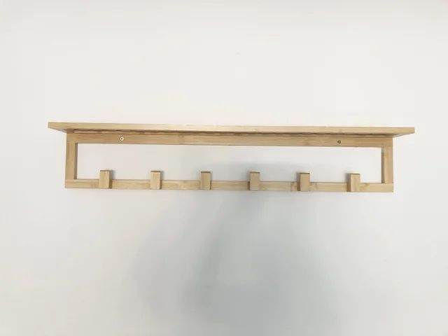 Police a držák IKEA Molger