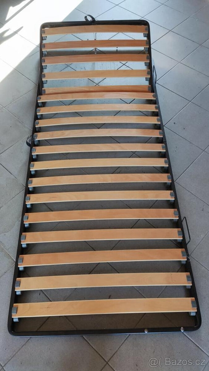 Postelové polohovací lamelové rošty