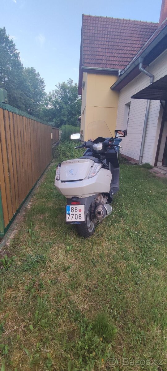 peugeot satelis