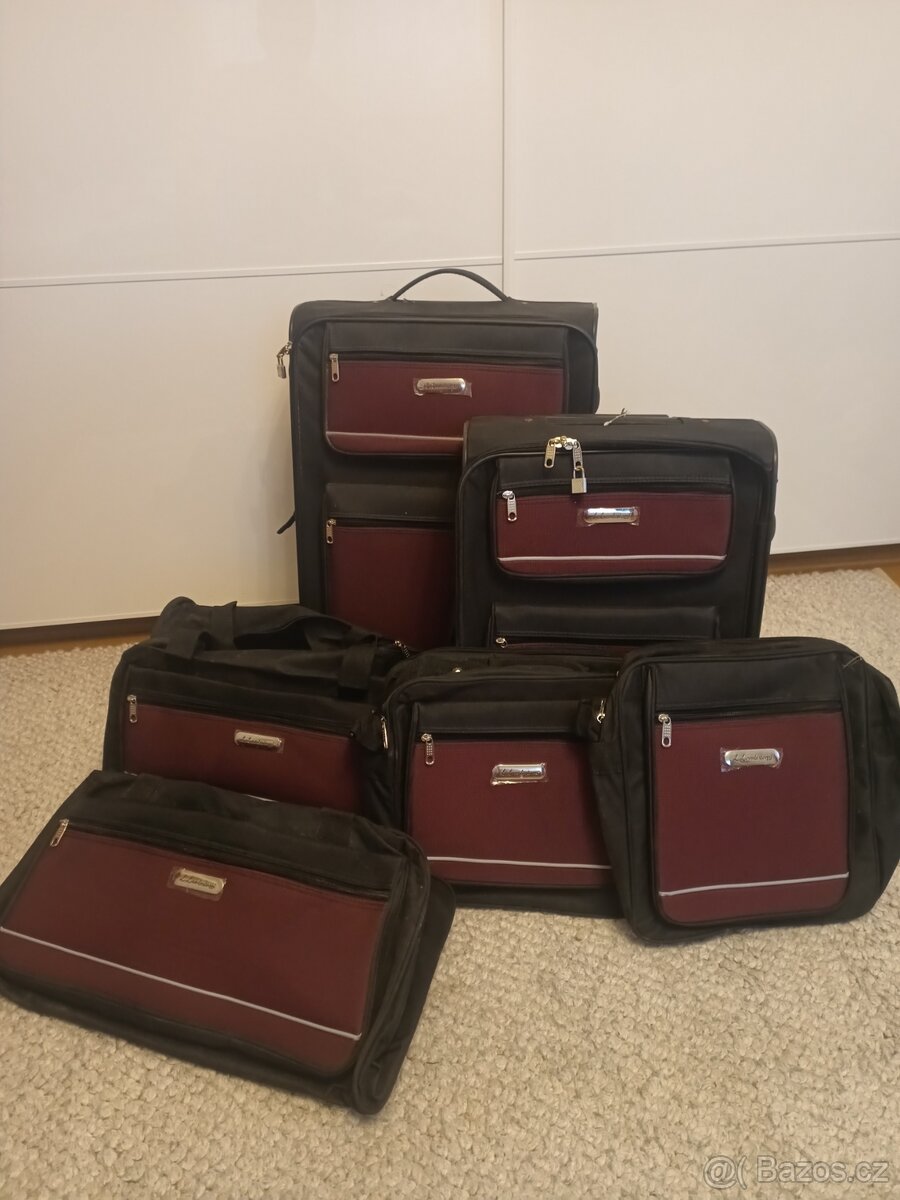 Prodám velkou sadu cestovních zavazadel kufrů L.Lambertazzi