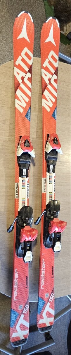 Lyže Atomic Redster xt 150cm