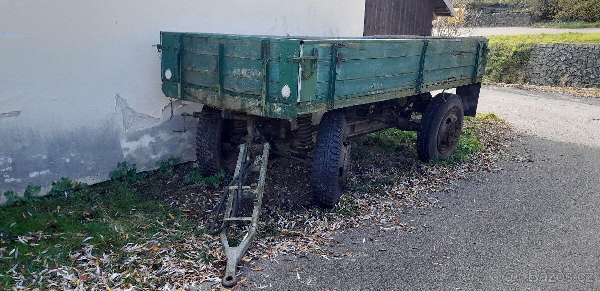 Přívěs za traktor Rumun