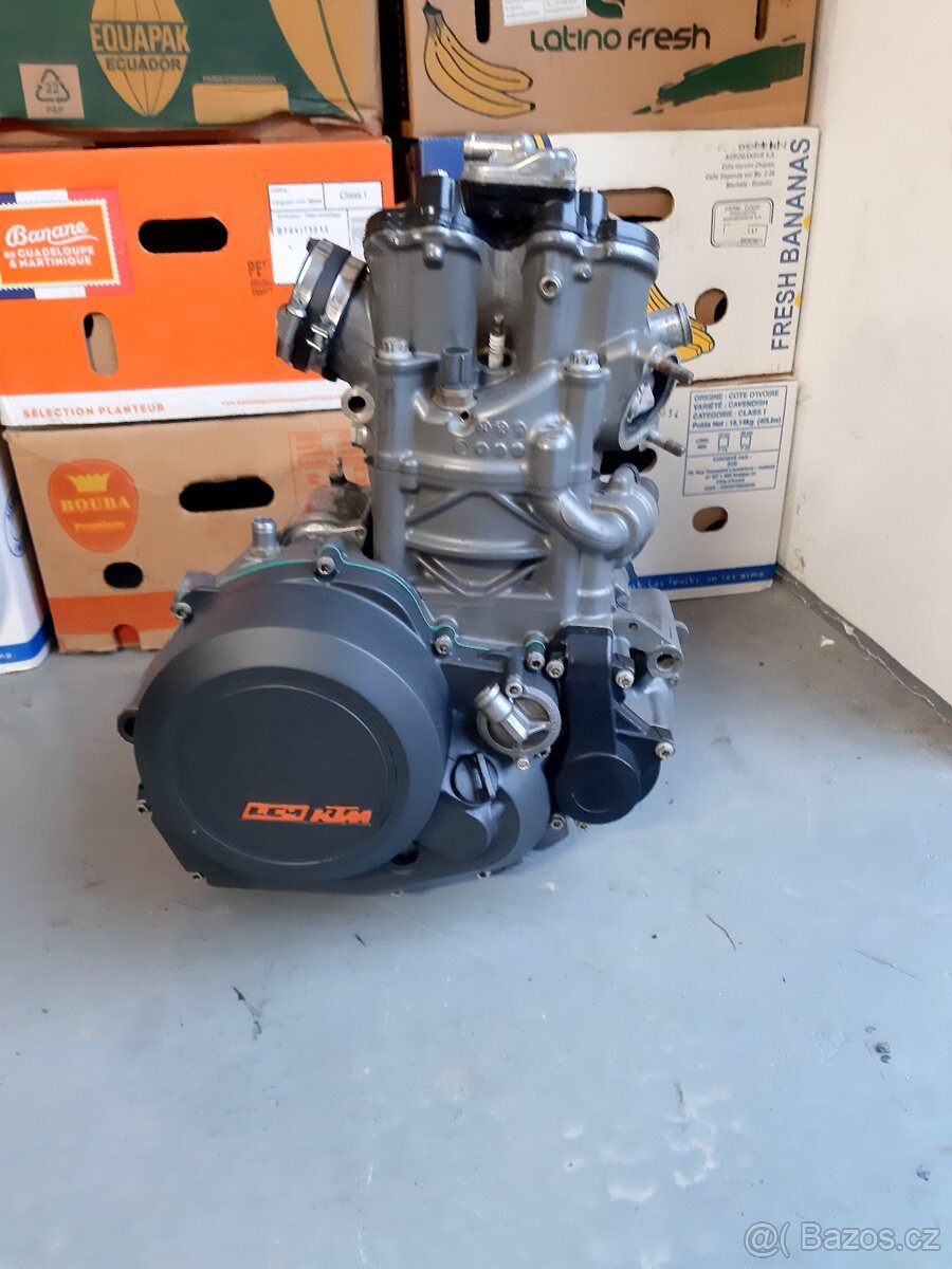Motor ktm 690 Duke
