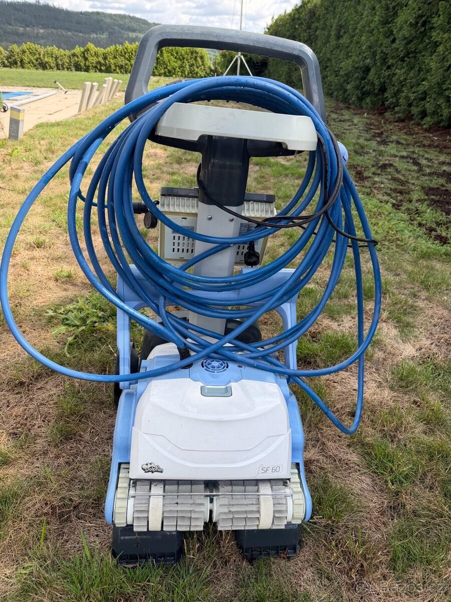 Bazénový vysavač Maytronics Dolphin SF 60