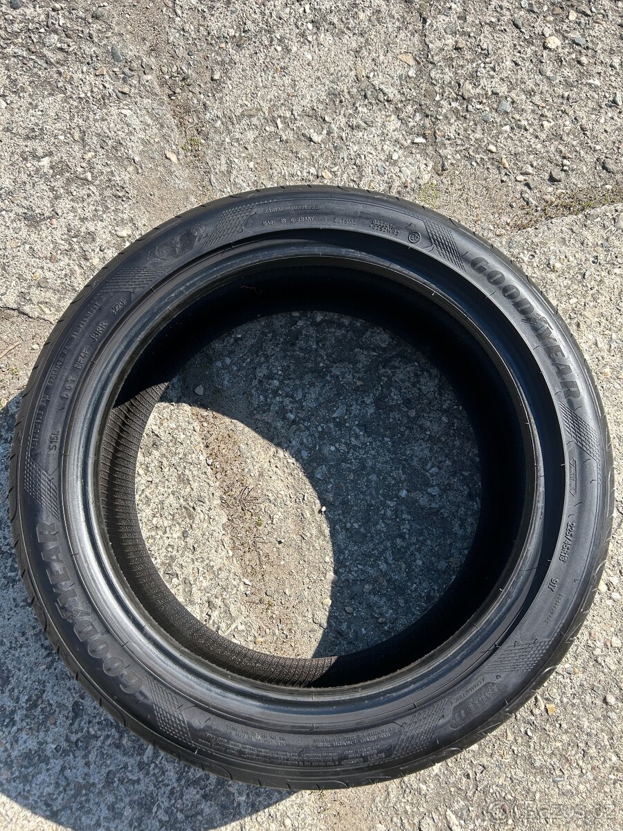 Letní pneumatiky Goodyear 225/45 r18