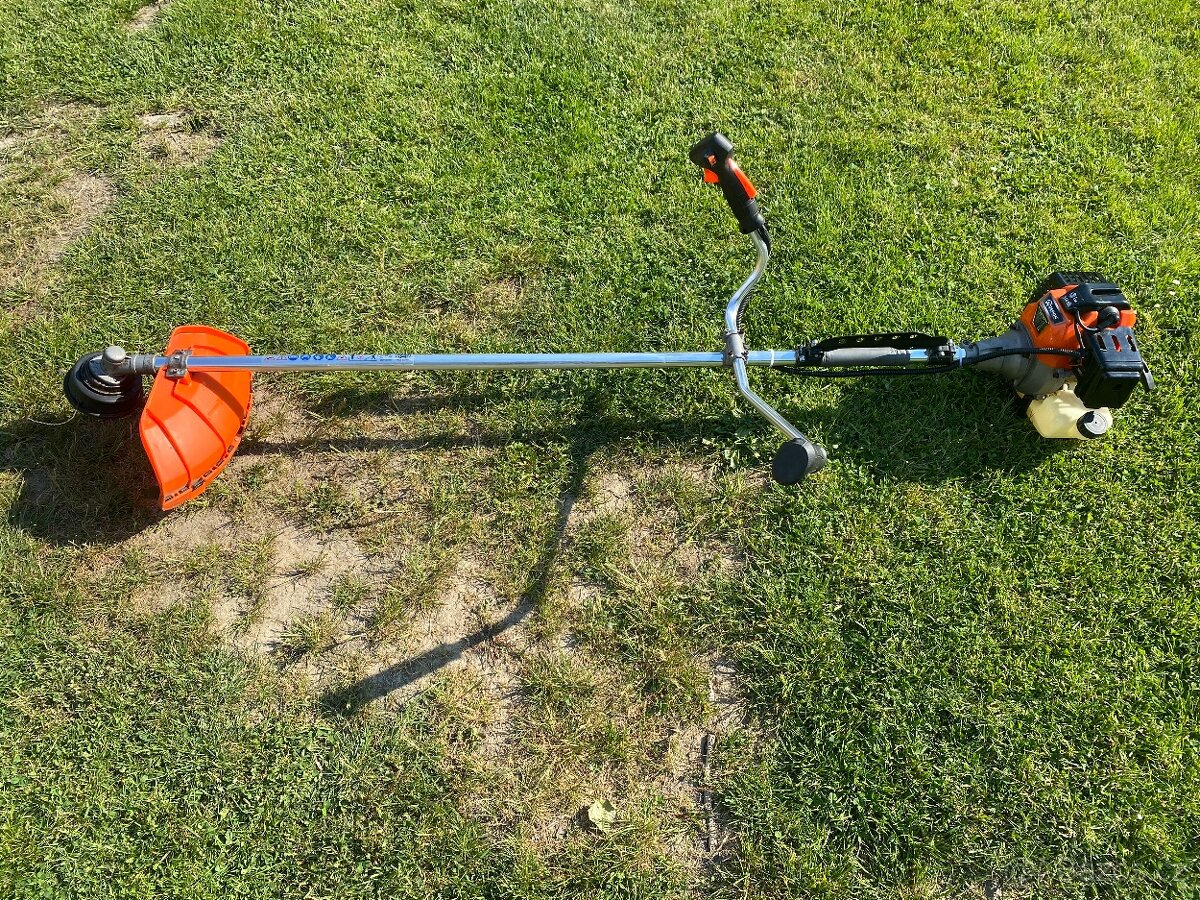 Křovinořez Demon RQ580