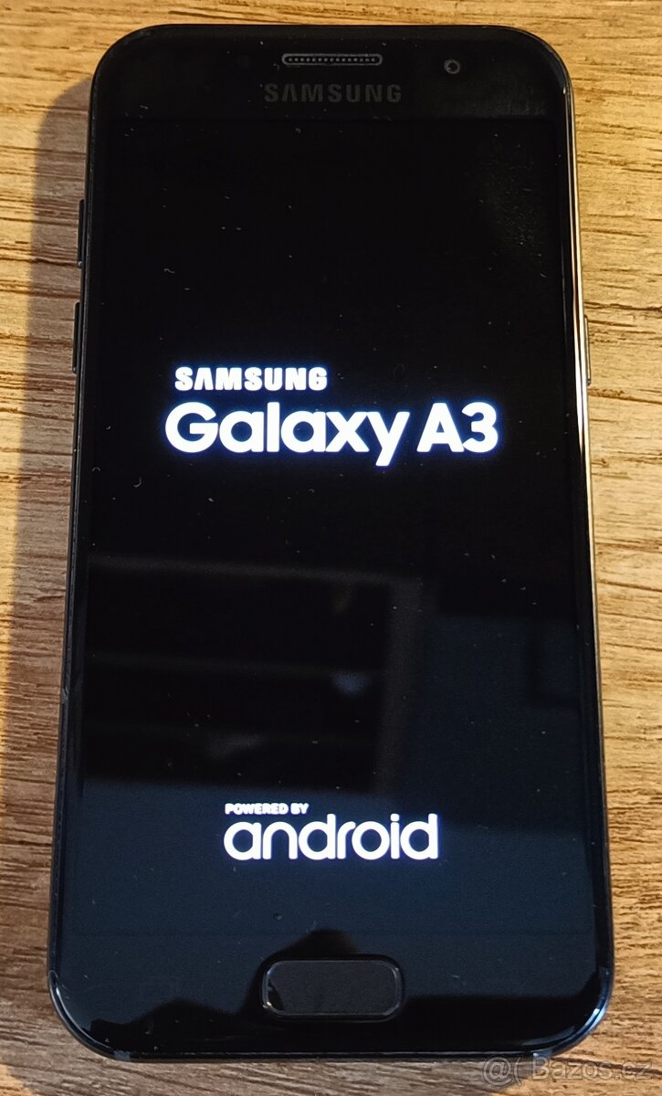 Samsung Galaxy A3,plně funkční