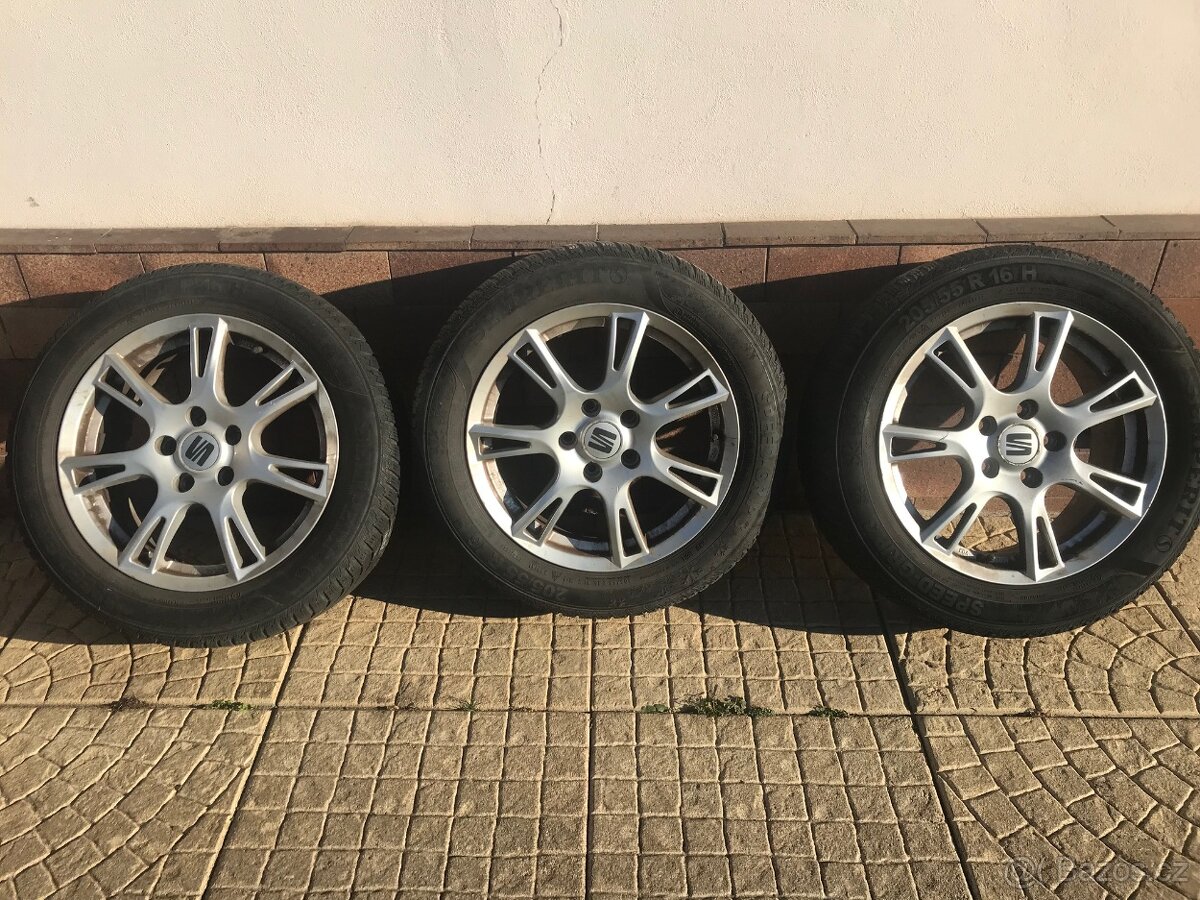 3 × disk ze Seat Leon