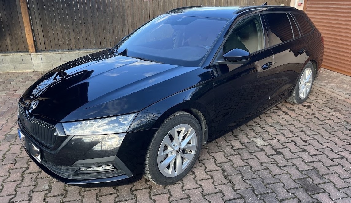 Škoda Octavia 4 combi 2.0TDi sportline 7DSG 1.maj Odečet DPH