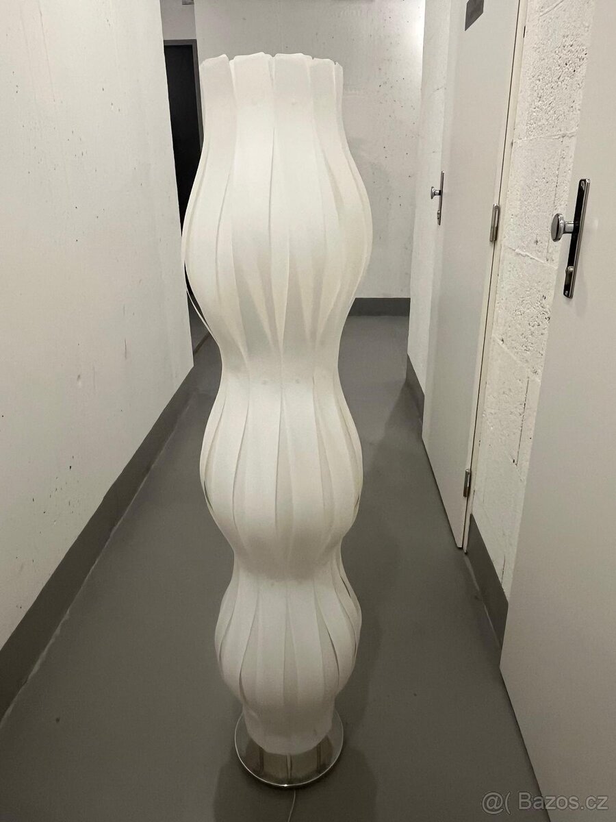 Stojací lampa Fruti