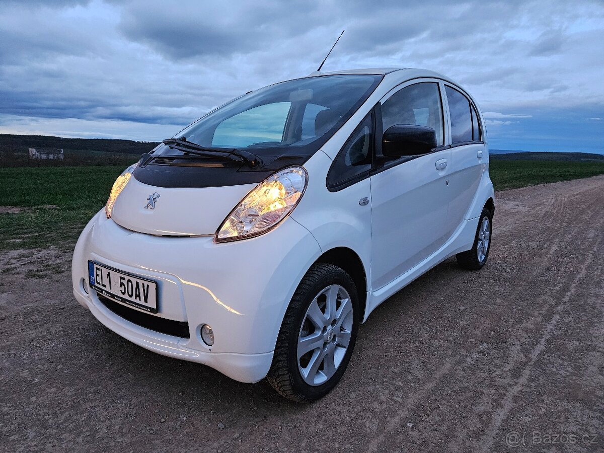 Elektromobil Peugeot ION