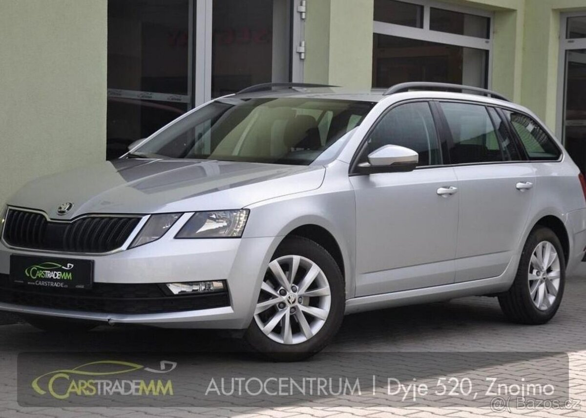 Škoda Octavia 1,6TDi DSG NAVI CARPLAY1