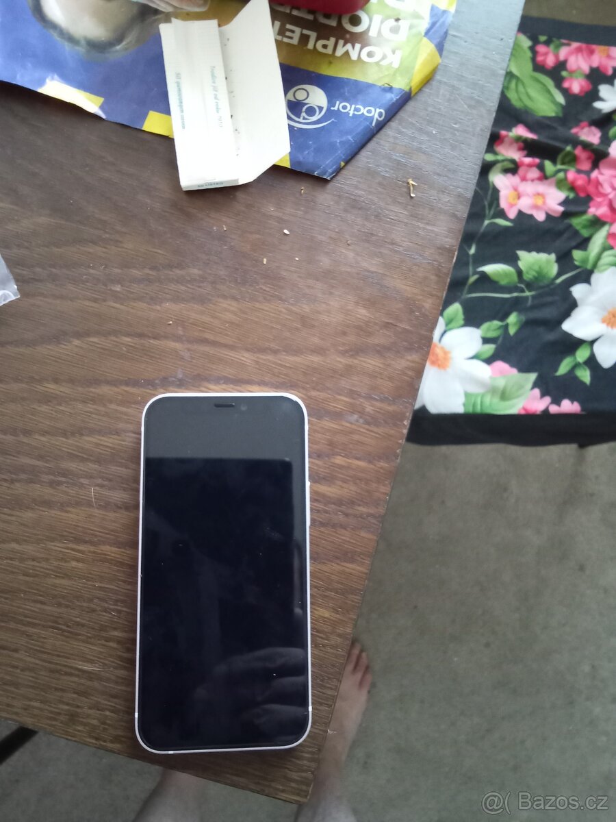 Apple 12 mini